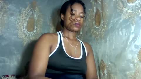 Snapshot of mayrah5 chatting on 03.04.26 mayrah online show from 03.04.26