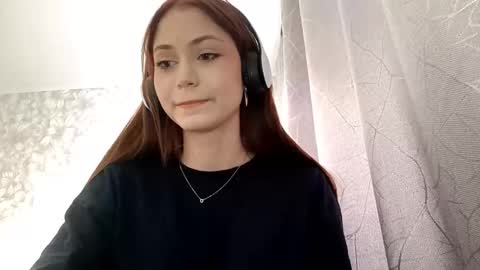 Snapshot of mayspagnolia chatting on 03.01.26 olivia online show from 03.01.26