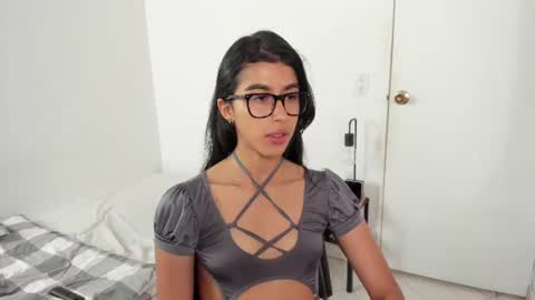 Snapshot of mazikeen_18 chatting on 06.19.26 mazikeen_18 online show from 06.19.26