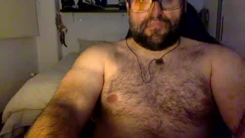 Snapshot of mbotve chatting on 07.17.26 VzlaMan online show from 07.17.26