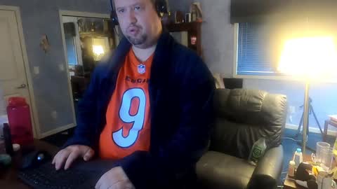 Sean online show from 12.17.24