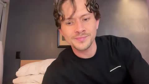 Snapshot of mcklister69 chatting on 02.01.26 mcklister online show from 02.01.26