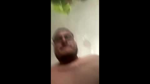 Snapshot of mckrns chatting on 03.29.26 mckrns online show from 03.29.26