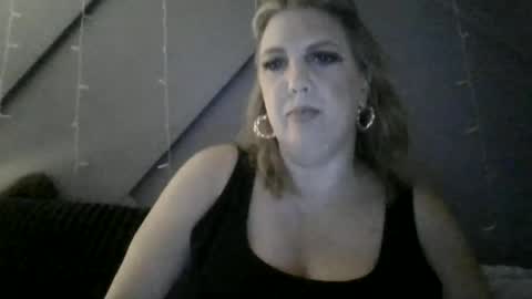 Snapshot of mcloventits chatting on 07.02.26 Goddess Maeve online show from 07.02.26