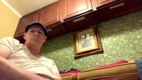 Snapshot of mcmickd chatting on 03.30.26 mcmickd online show from 03.30.26