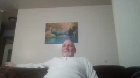 Snapshot of mdane99 chatting on 12.18.24 mdane99 online show from 12.18.24