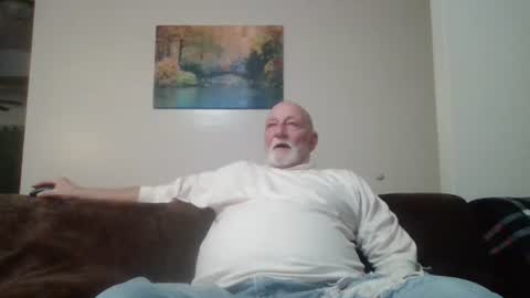 Snapshot of mdane99 chatting on 12.28.24 mdane99 online show from 12.28.24