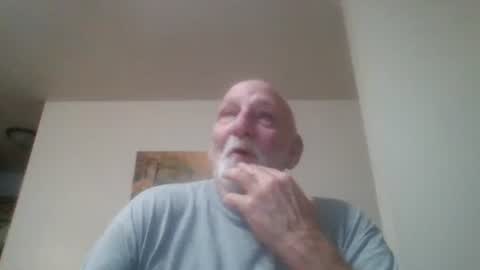 Snapshot of mdane99 chatting on 12.29.24 mdane99 online show from 12.29.24