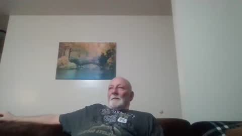 Snapshot of mdane99 chatting on 12.30.24 mdane99 online show from 12.30.24