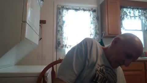 Snapshot of mdane99 chatting on 02.14.25 mdane99 online show from 02.14.25