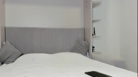 Snapshot of me_lina_ chatting on 03.14.26 Alice online show from 03.14.26