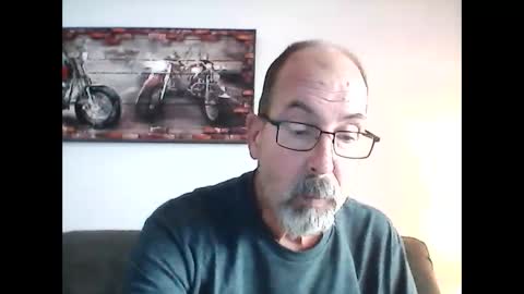 Snapshot of meathome3 chatting on 12.06.24 me at home online show from 12.06.24