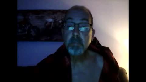 Snapshot of meathome3 chatting on 12.09.24 me at home online show from 12.09.24