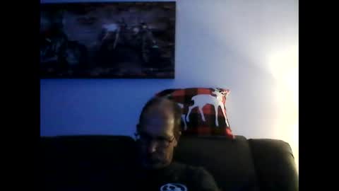 Snapshot of meathome3 chatting on 12.21.24 me at home online show from 12.21.24
