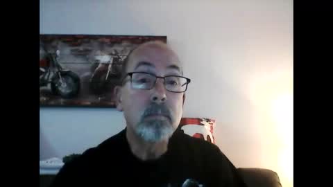 Snapshot of meathome3 chatting on 12.25.24 me at home online show from 12.25.24