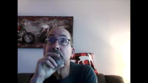 Snapshot of meathome3 chatting on 12.30.24 me at home online show from 12.30.24