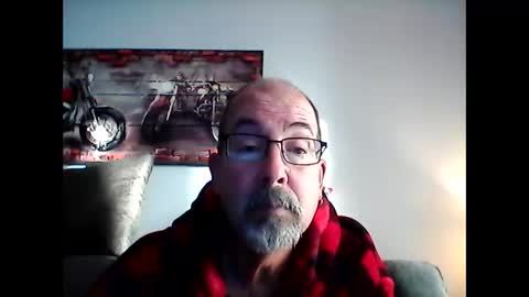 Snapshot of meathome3 chatting on 01.04.25 me at home online show from 01.04.25