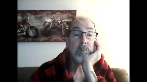 Snapshot of meathome3 chatting on 03.06.25 me at home online show from 03.06.25