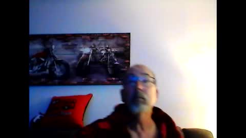 Snapshot of meathome3 chatting on 09.13.25 me at home online show from 09.13.25