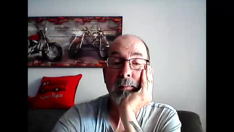 me at home online show from 05.10.26