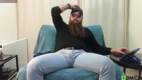 Snapshot of meaty_roll chatting on 02.07.25 Meaty Roll online show from 02.07.25
