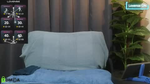 Snapshot of meaty_roll chatting on 09.17.25 Meaty Roll online show from 09.17.25