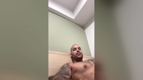 Snapshot of medellindrak chatting on 03.16.26 filippoae online show from 03.16.26