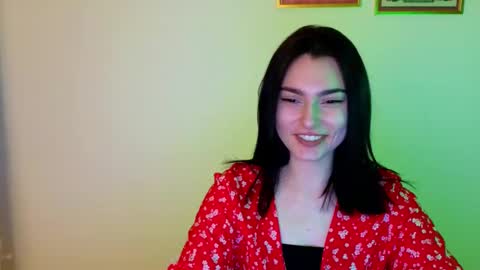 Snapshot of medina_andress chatting on 02.28.25 Dina online show from 02.28.25