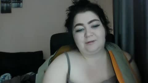 Snapshot of medjik_lool chatting on 12.17.24 Oltereodora-lima online show from 12.17.24