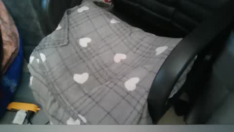 Snapshot of medjik_lool chatting on 01.04.25 Oltereodora-lima online show from 01.04.25