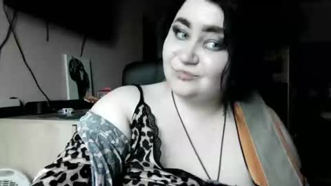 Snapshot of medjik_lool chatting on 01.18.25 Oltereodora-lima online show from 01.18.25