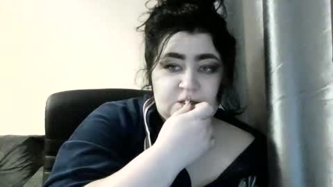 Snapshot of medjik_lool chatting on 01.22.25 Oltereodora-lima online show from 01.22.25