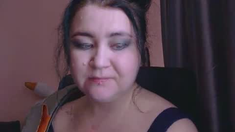 Snapshot of medjik_lool chatting on 11.21.25 Oltereodora-lima online show from 11.21.25