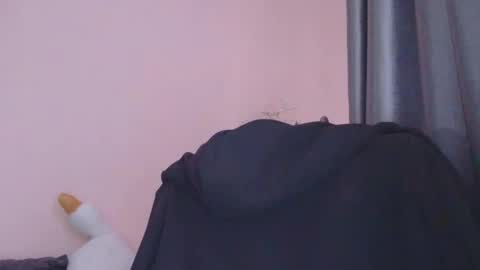 Snapshot of medjik_lool chatting on 11.24.25 Oltereodora-lima online show from 11.24.25