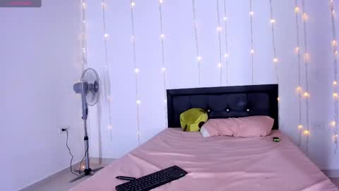 Snapshot of medussa13 chatting on 03.05.25 medussa13 online show from 03.05.25