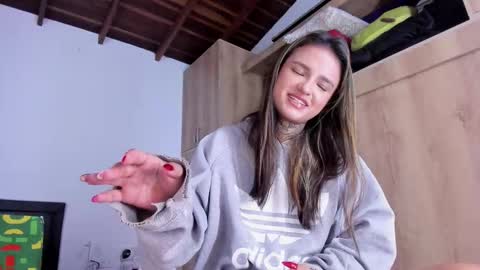 Snapshot of medussa13 chatting on 09.22.25 medussa13 online show from 09.22.25