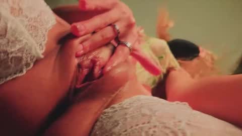 meeeewmeeeeow online show from 11.04.25