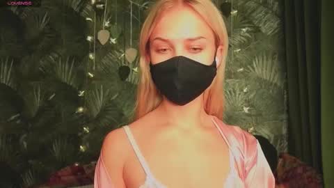 meeeewmeeeeow online show from 11.18.25