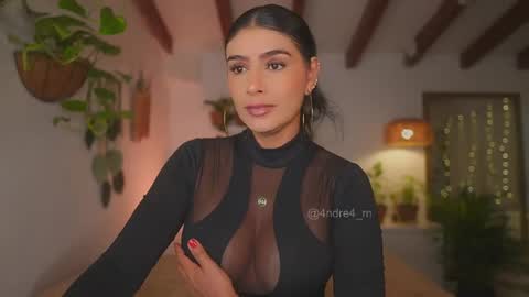 Andrea  online show from 11.08.25