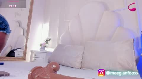 meeganfoox online show from 04.02.26