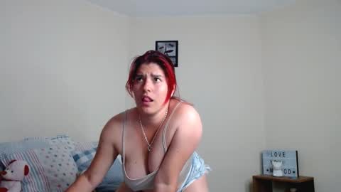 Snapshot of meehturt chatting on 10.31.25 anna online show from 10.31.25