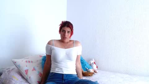 Snapshot of meehturt chatting on 12.17.25 anna online show from 12.17.25