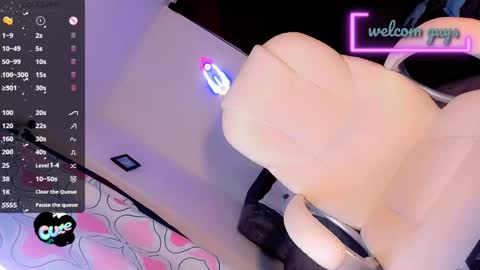 Snapshot of meelanyalejandraa chatting on 02.15.25 MelanyAlejandra online show from 02.15.25