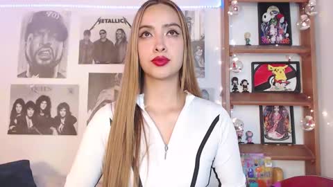 Snapshot of meeowlody chatting on 02.16.25 Emily online show from 02.16.25