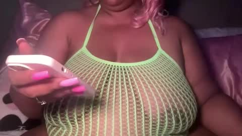 Southern Peach online show from 11.25.25