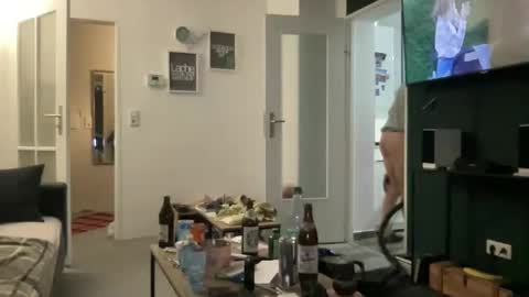 Snapshot of mega1185264 chatting on 12.20.25 mega1185264 online show from 12.20.25