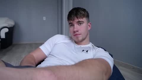 Snapshot of megamaxxxl chatting on 11.07.25 Max online show from 11.07.25