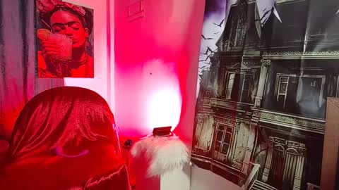 Megan online show from 10.11.25