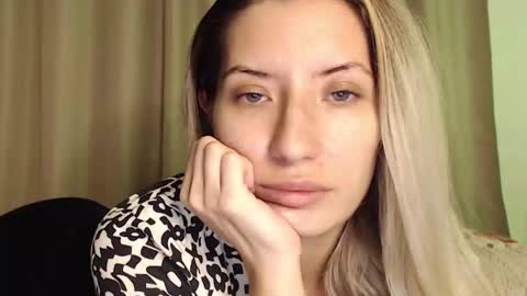 Snapshot of megan_blazee chatting on 11.14.25 Megan Blazee online show from 11.14.25