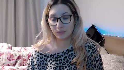 Megan Blazee  online show from 01.14.26